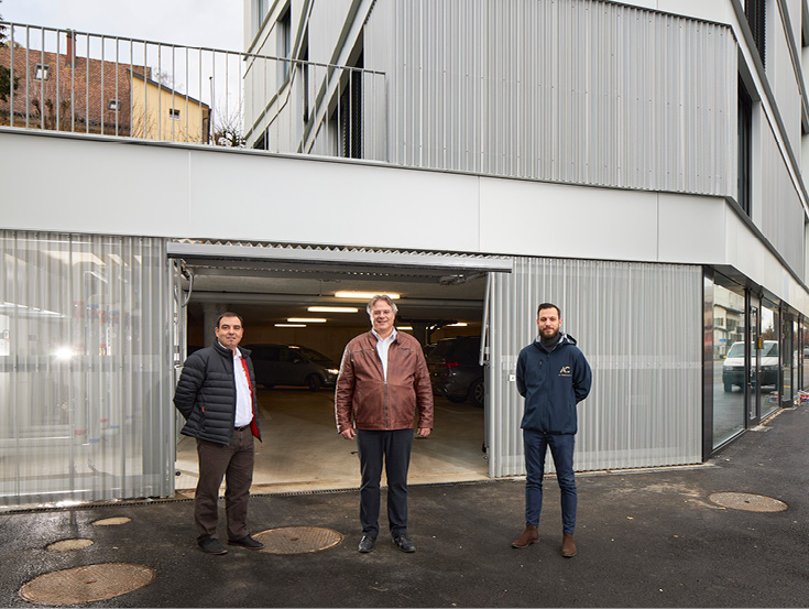 Un quatuor harmonieux dans le garage